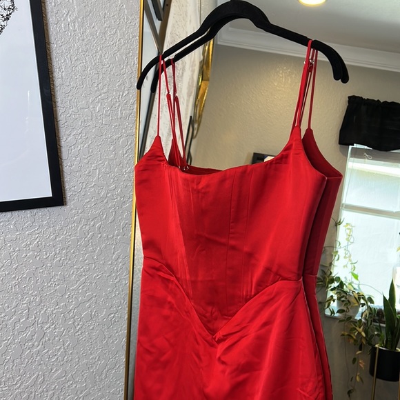 HOUSE OF CB 'Anais' Scarlet Satin Corset Midi Dress NWOT - Picture 11 of 11